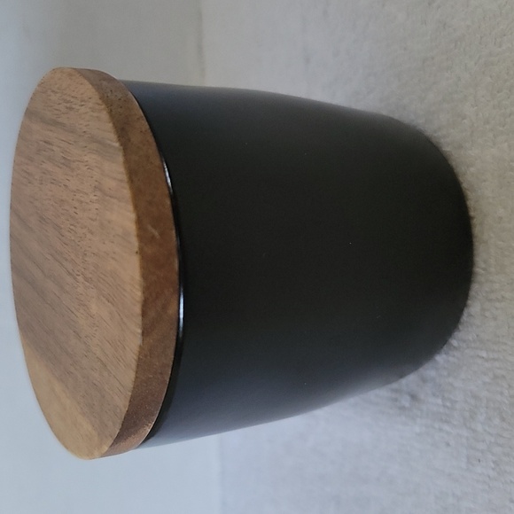 Rae Dunn salt and pepper set - Picture 10 of 15